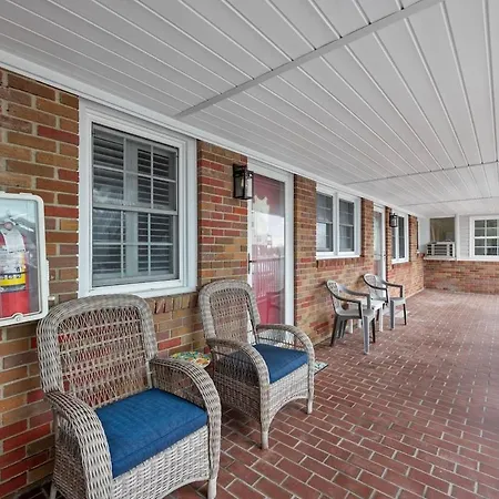 Cherry Grove Efficiency Just Steps From The Beach Myrtle Beach Exterior photo